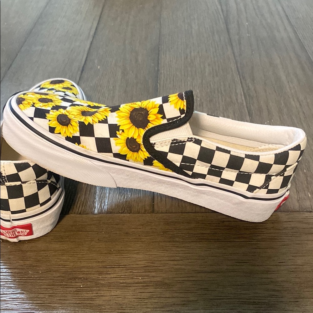 Vans Customs Black and White with Yellow Sunflower Checkerboard Sneakers (78) - Picture 8 of 13